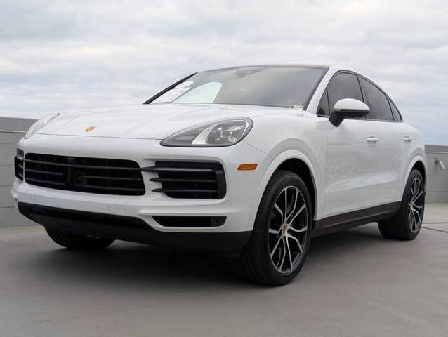2023 Porsche Cayenne Coupe Platinum Edition AWD photo