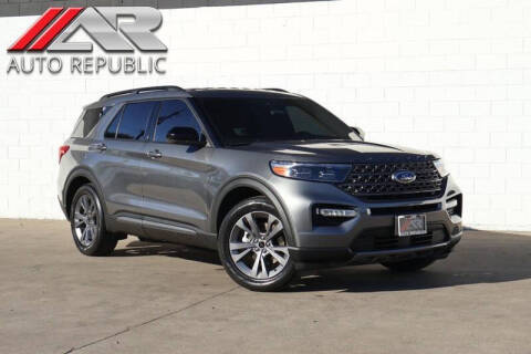 2022 Ford Explorer XLT RWD photo