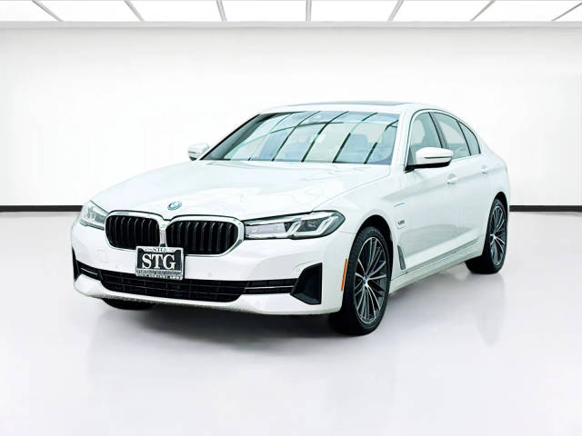 2023 BMW 5 Series 530e RWD photo