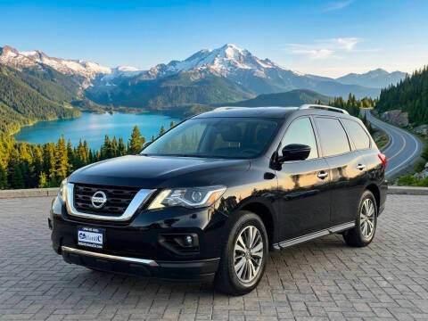 2019 Nissan Pathfinder SL FWD photo
