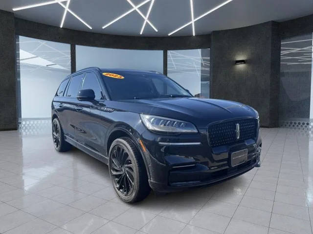 2023 Lincoln Aviator Reserve AWD photo