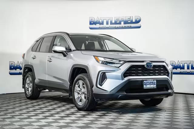 2022 Toyota RAV4 Hybrid XLE AWD photo