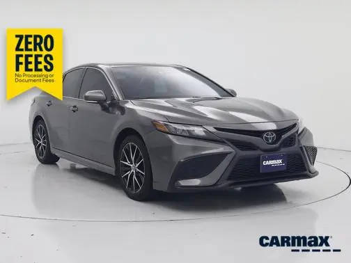 2023 Toyota Camry SE FWD photo