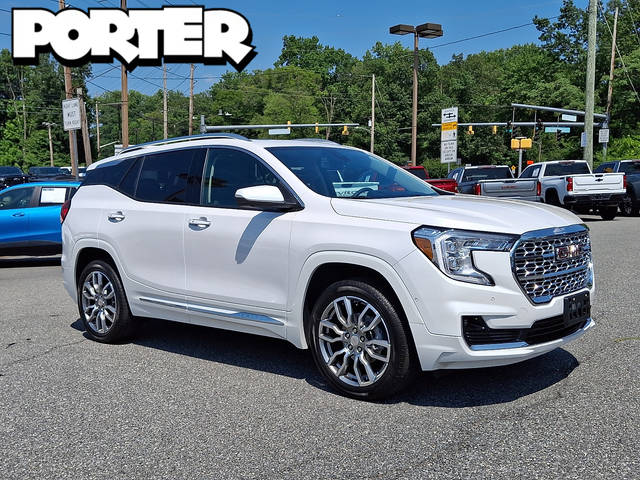 2023 GMC Terrain Denali AWD photo