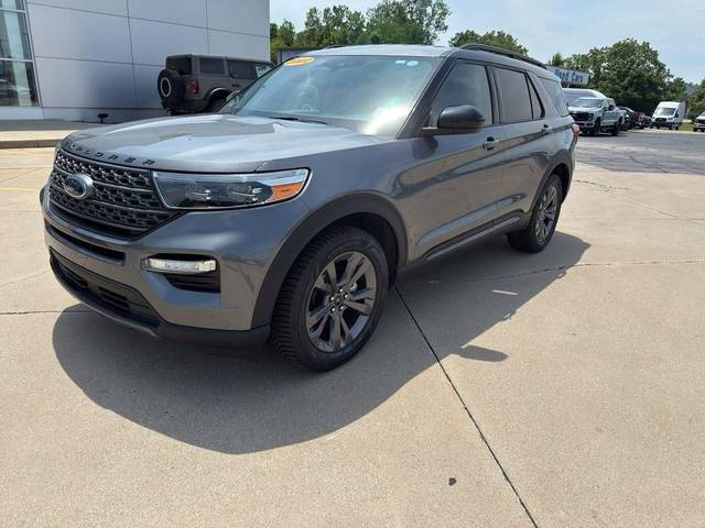 2022 Ford Explorer XLT 4WD photo