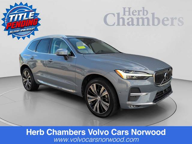 2023 Volvo XC60 Plus Bright Theme AWD photo
