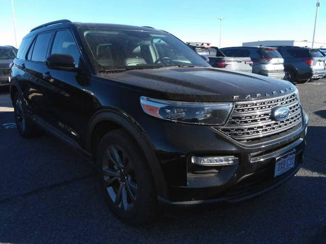 2022 Ford Explorer XLT 4WD photo