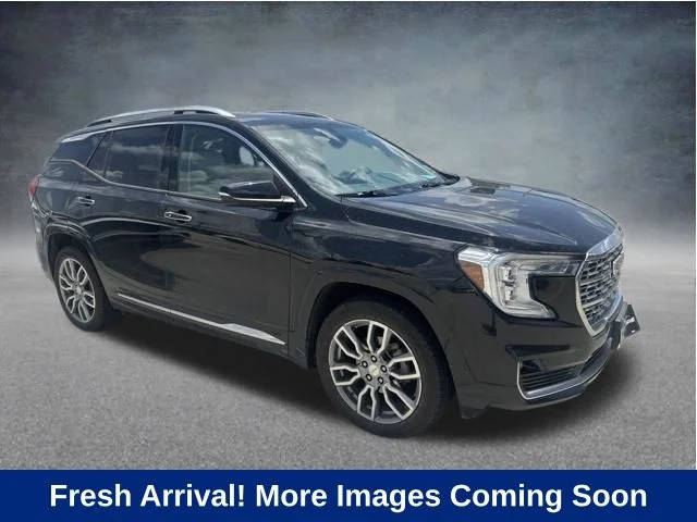 2023 GMC Terrain Denali AWD photo