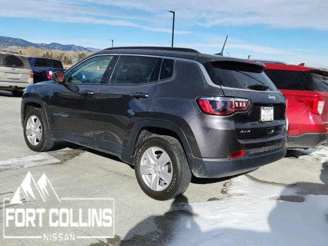 2022 Jeep Compass Latitude 4WD photo
