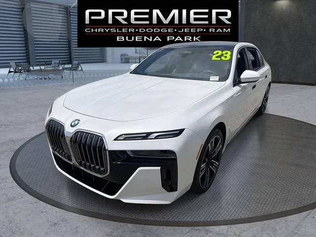 2023 BMW 7 Series 740i RWD photo