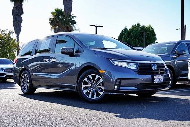 2023 Honda Odyssey EX-L FWD photo