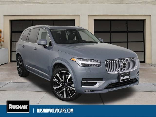 2023 Volvo XC90 Plus AWD photo