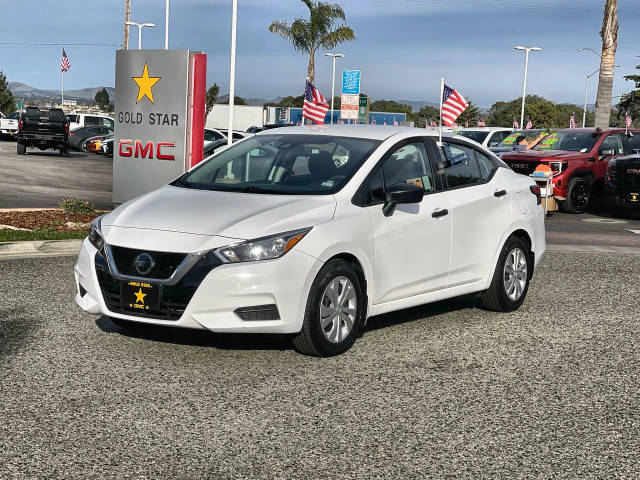 2022 Nissan Versa S FWD photo