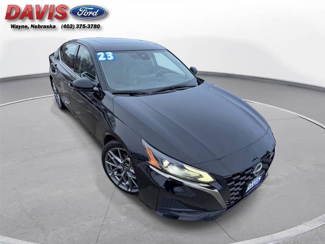 2023 Nissan Altima 2.0 SR FWD photo