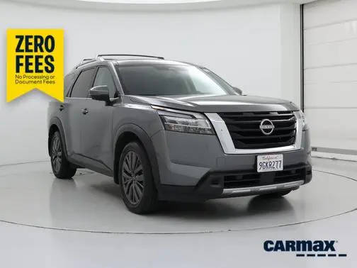 2023 Nissan Pathfinder SL 4WD photo