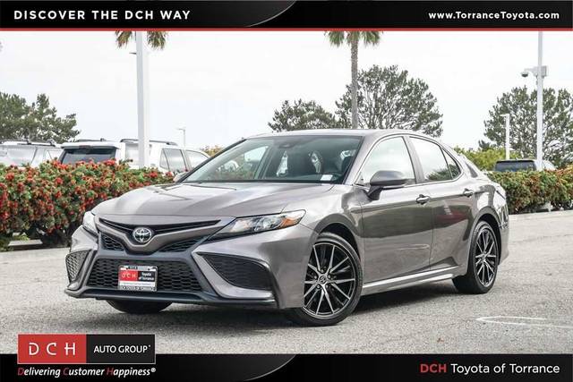 2022 Toyota Camry SE FWD photo