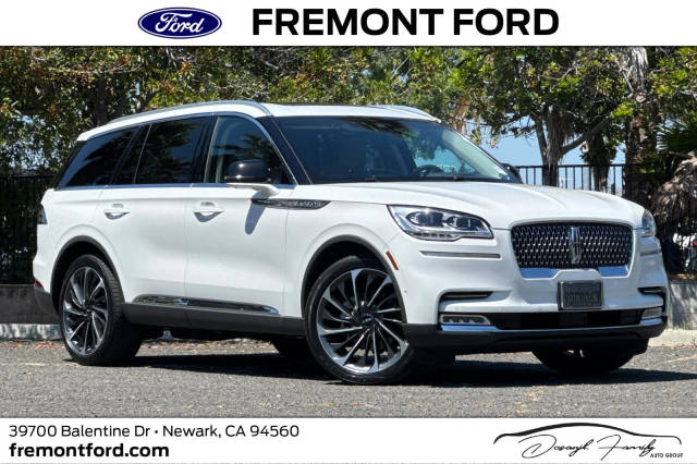 2023 Lincoln Aviator Reserve AWD photo