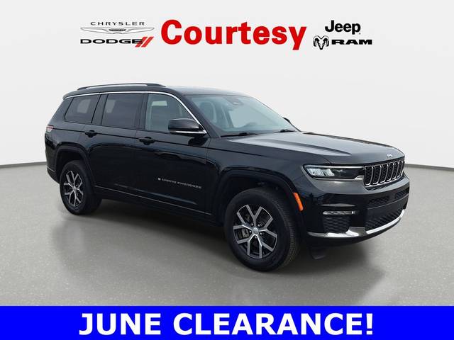 2023 Jeep Grand Cherokee L Limited 4WD photo
