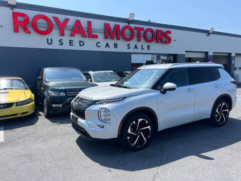 2022 Mitsubishi Outlander SEL Special Edition FWD photo