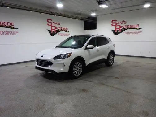 2022 Ford Escape Titanium AWD photo