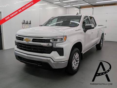 2022 Chevrolet Silverado 1500 LT 4WD photo