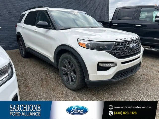 2022 Ford Explorer XLT 4WD photo