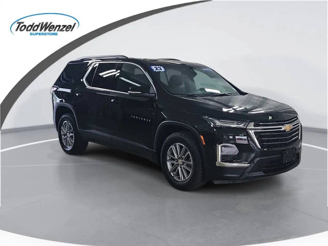2023 Chevrolet Traverse LT Cloth AWD photo