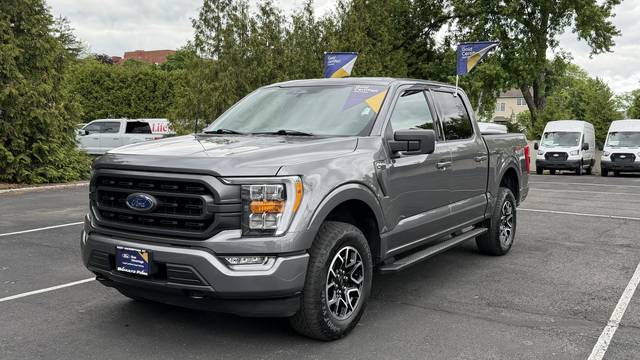 2022 Ford F-150 XLT 4WD photo