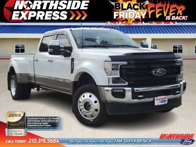 2022 Ford F-450 Super Duty King Ranch 4WD photo