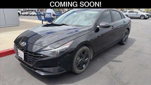 2023 Hyundai Elantra Blue FWD photo