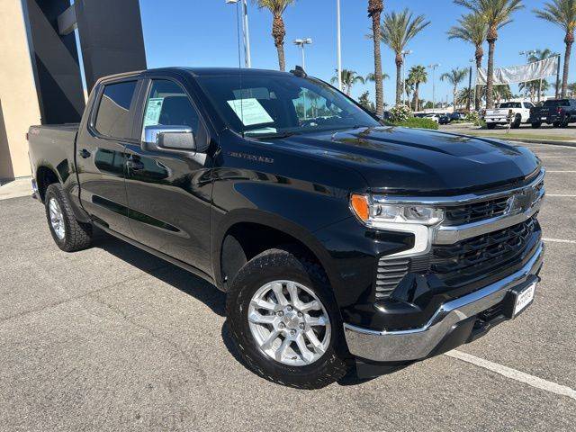 2022 Chevrolet Silverado 1500 LT 4WD photo