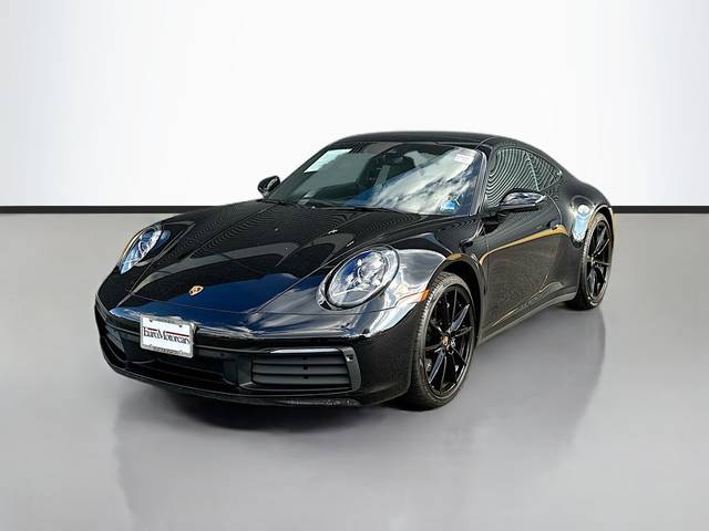 2022 Porsche 911 Carrera 4 AWD photo