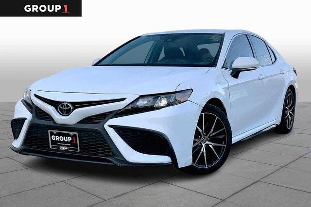 2022 Toyota Camry SE FWD photo