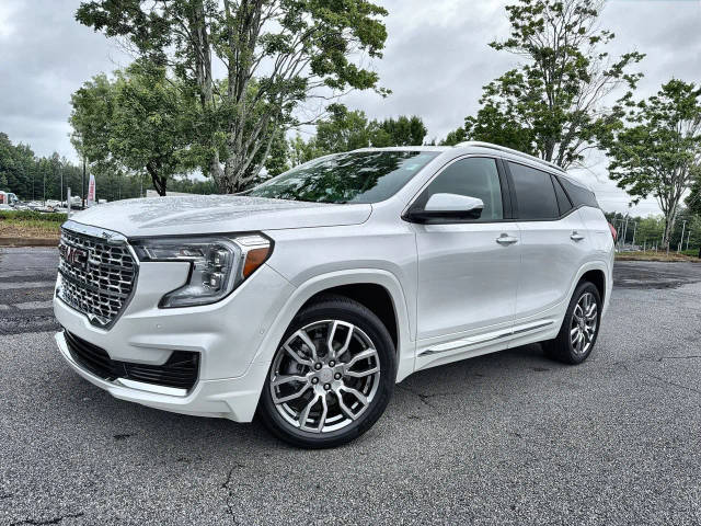 2023 GMC Terrain Denali AWD photo