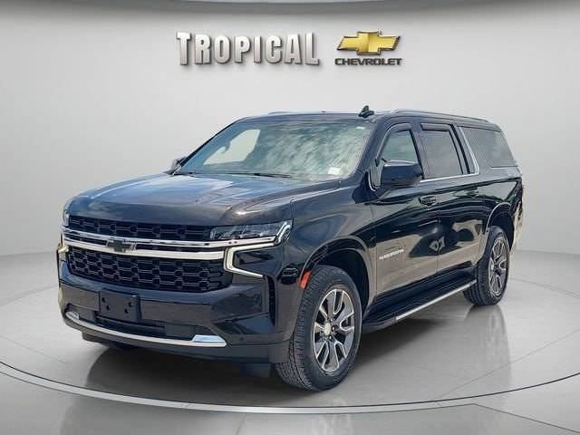 2022 Chevrolet Suburban LS 4WD photo