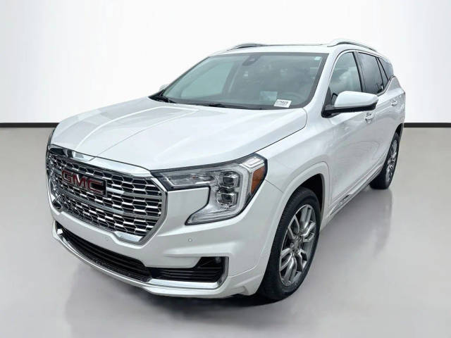 2022 GMC Terrain Denali AWD photo