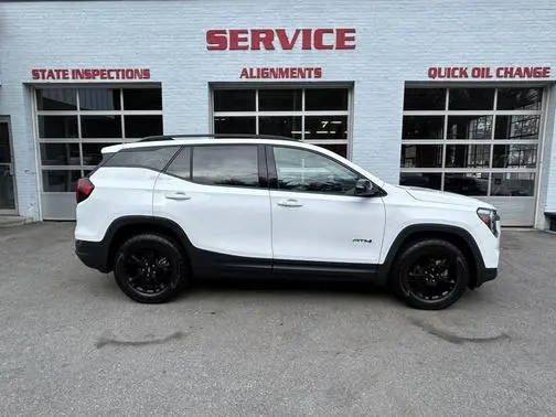 2023 GMC Terrain AT4 AWD photo