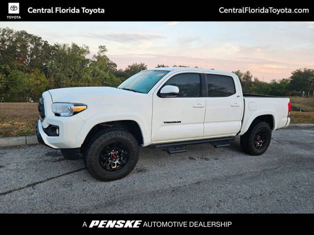 2023 Toyota Tacoma SR5 4WD photo