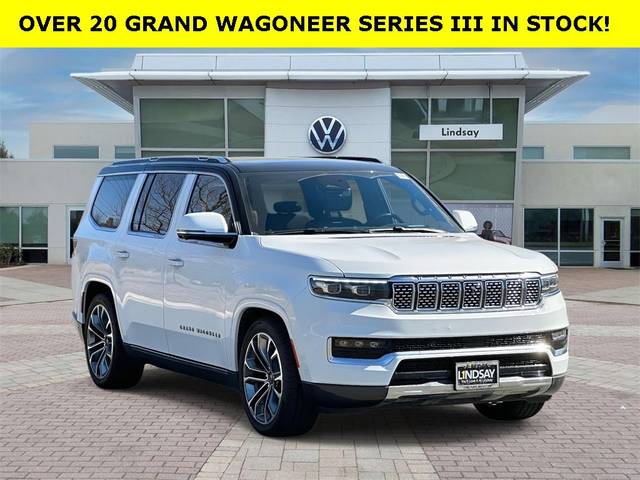 2022 Jeep Grand Wagoneer Series III 4WD photo