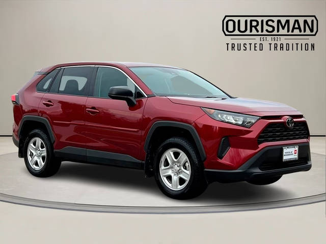 2022 Toyota RAV4 LE FWD photo