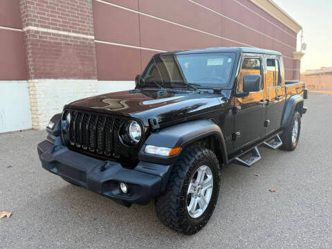 2023 Jeep Gladiator Sport 4WD photo