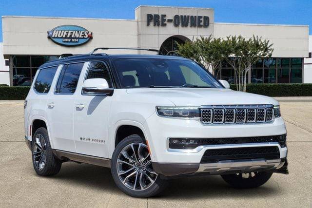 2022 Jeep Grand Wagoneer Series III 4WD photo
