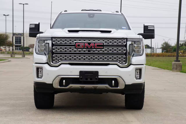 2020 GMC Sierra 2500HD Denali 4WD photo