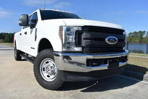 2018 Ford F-250 Super Duty XL 4WD photo