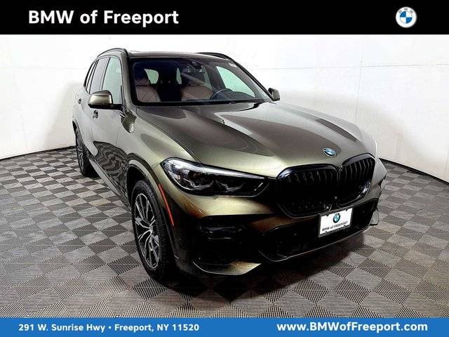 2023 BMW X5 M50i AWD photo