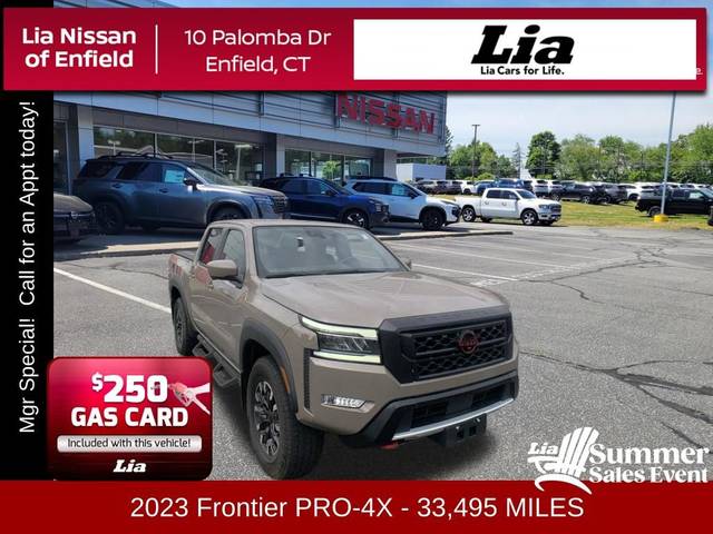 2023 Nissan Frontier PRO-4X 4WD photo