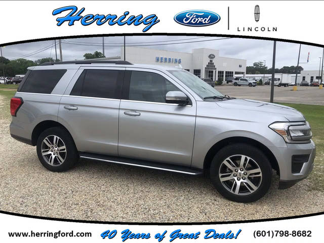 2022 Ford Expedition XLT 4WD photo