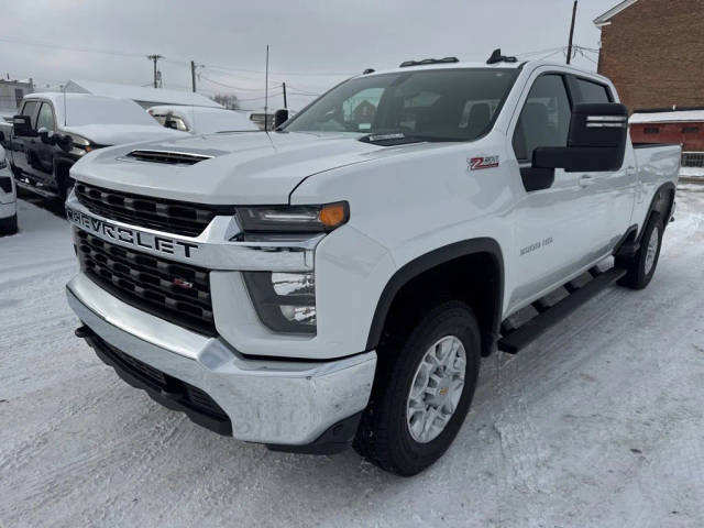 2022 Chevrolet Silverado 3500HD LT 4WD photo