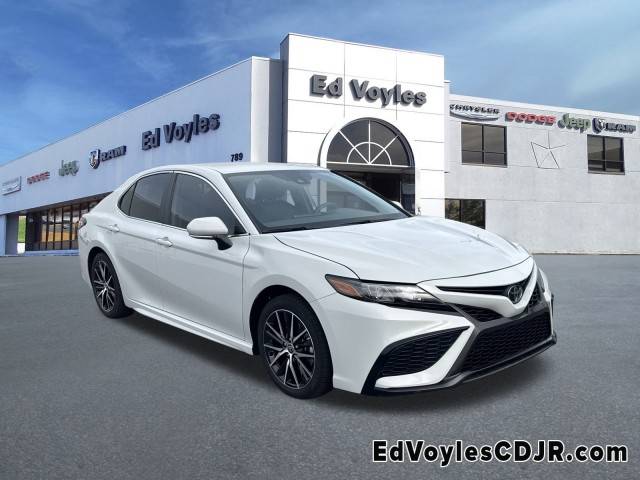 2023 Toyota Camry SE FWD photo