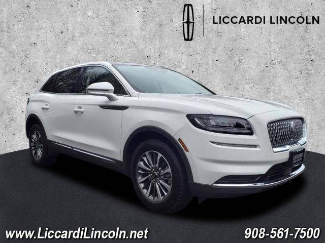 2022 Lincoln Nautilus Reserve AWD photo